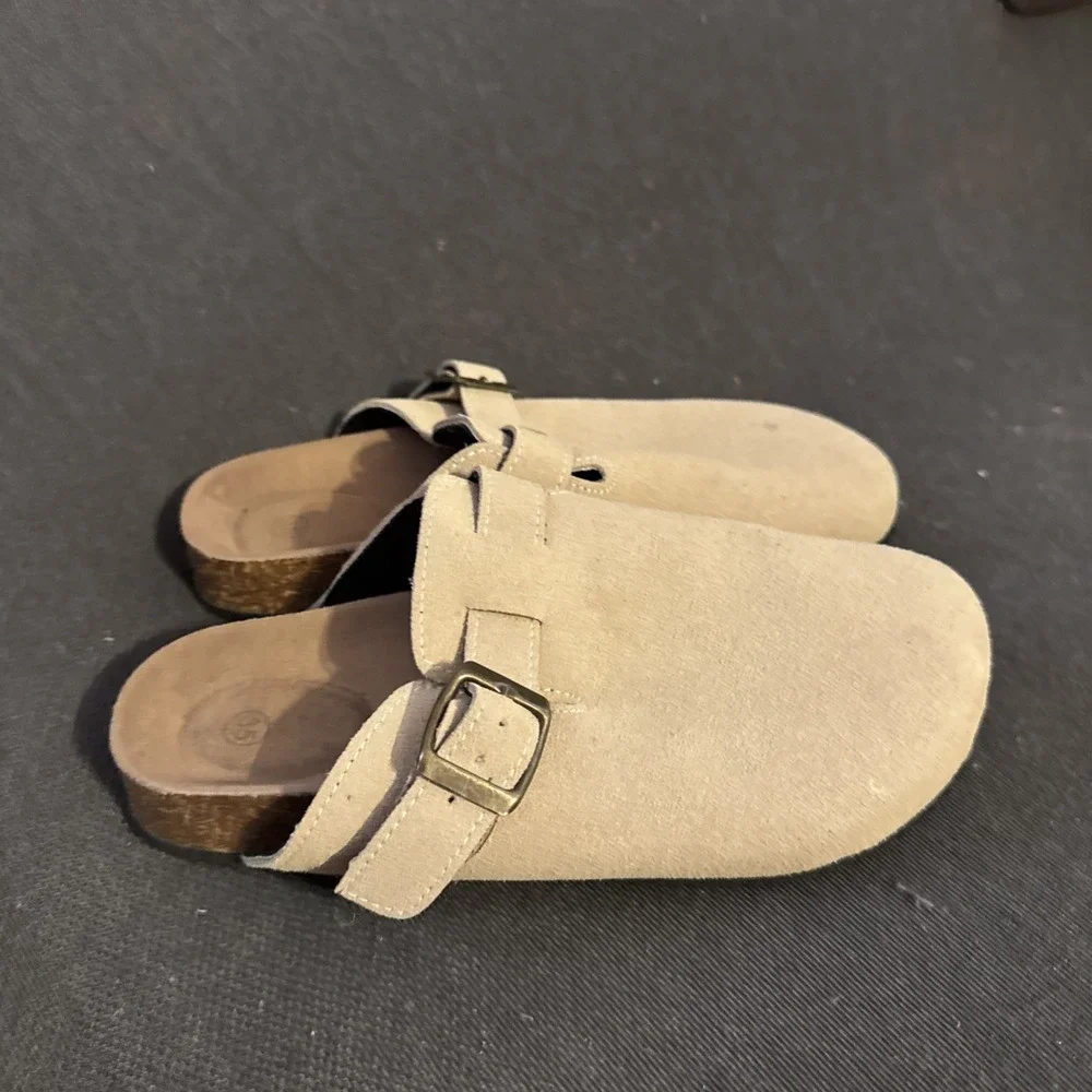 Clogs Suede Tan Youth Girls Size 4.5 Us 35 Eu